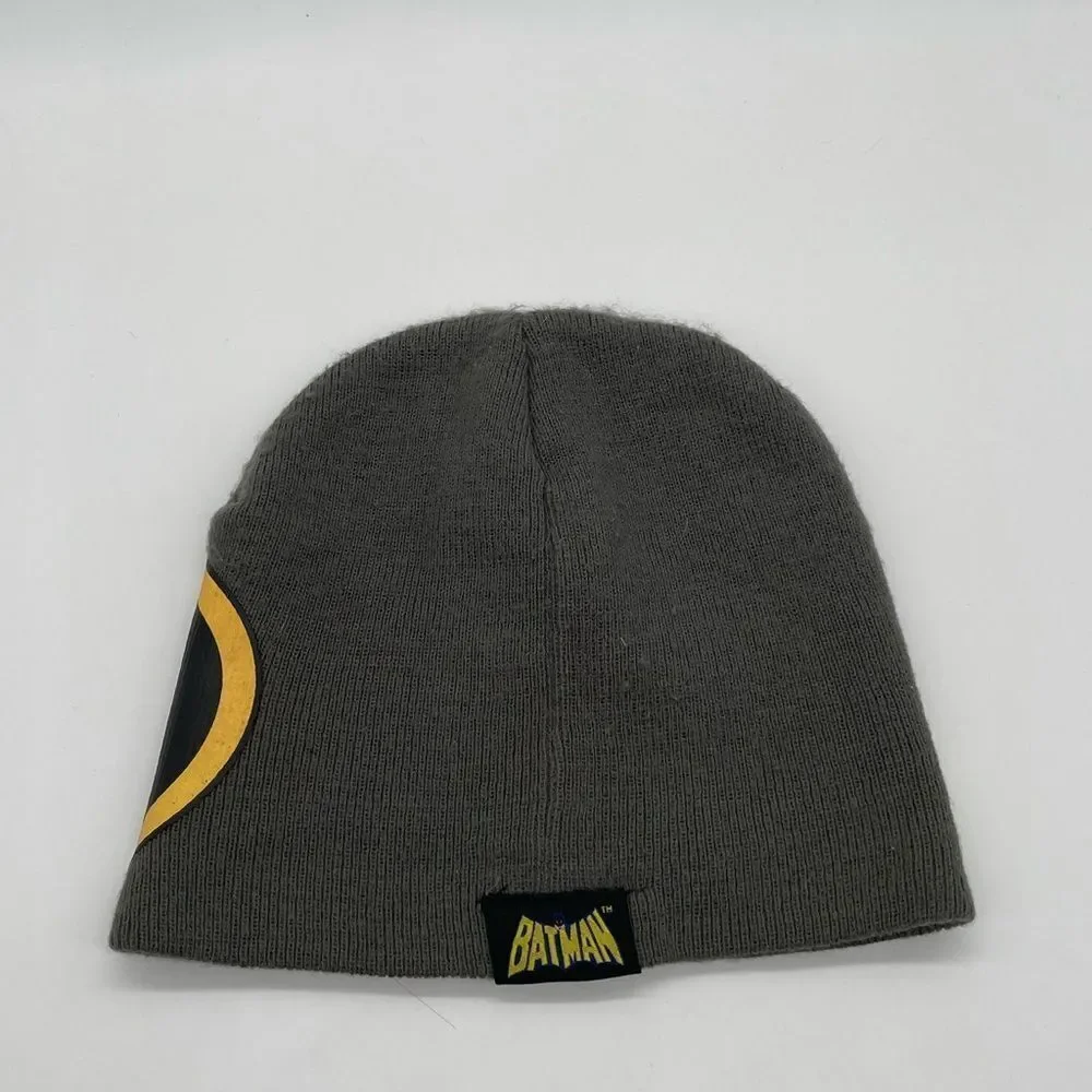 Batman Beanie - Picture 3 of 5